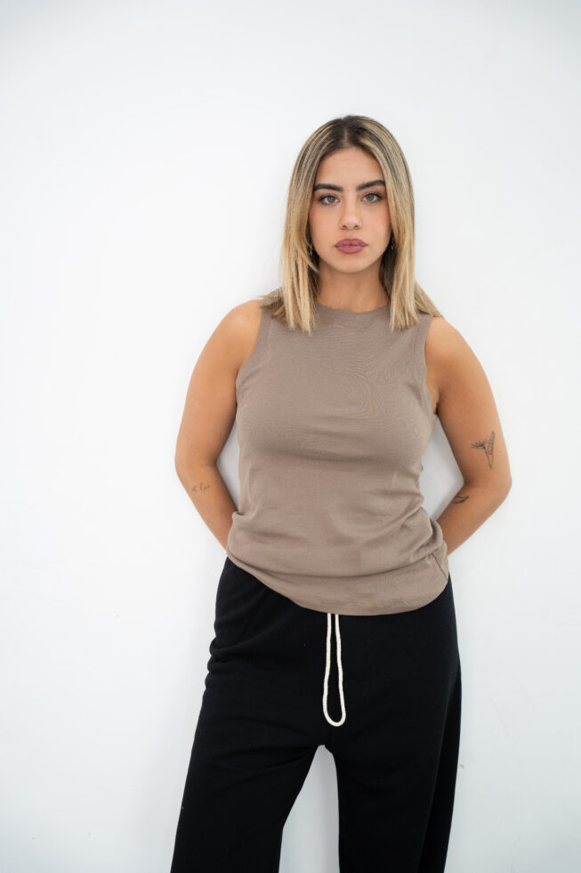 גופיה פיינריב צבע קאמל או ניוד (2)