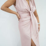 שמלה כיווץ ורוד (4) שמלה כיווץ ורוד (4)