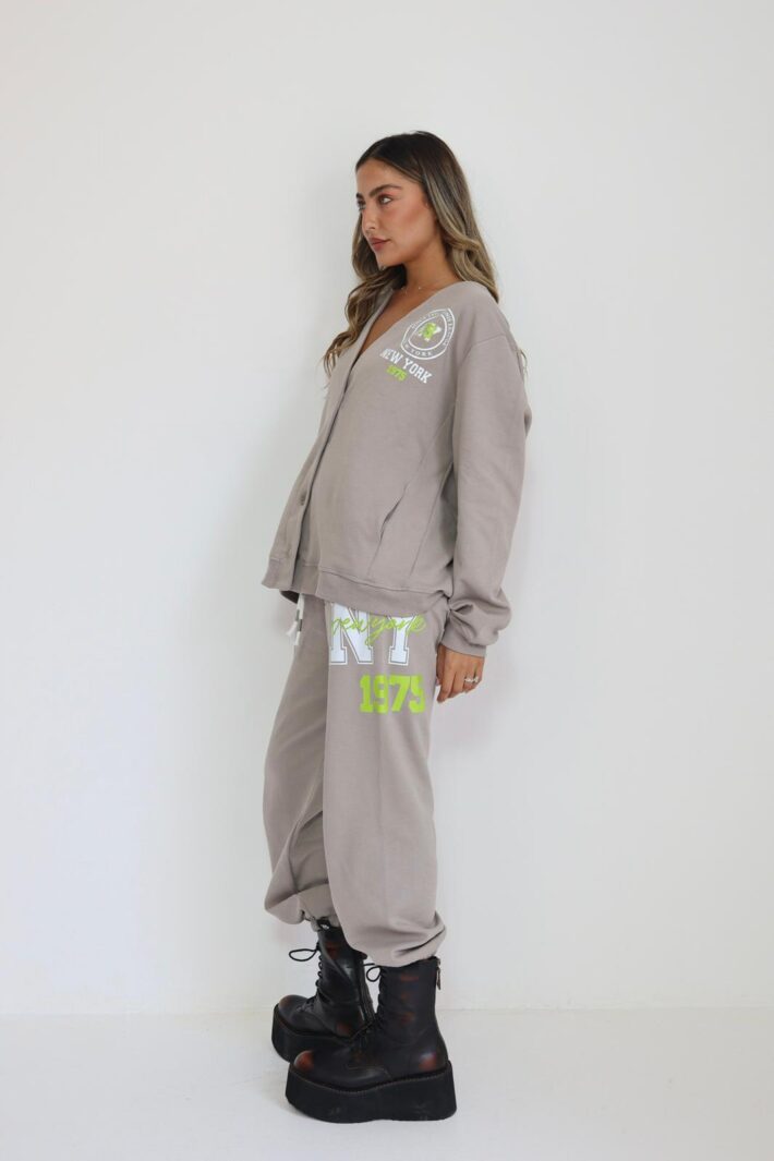 401b6d8f 8bed 4f98 A740 932f3469344f 401b6d8f 8bed 4f98 A740 932f3469344f