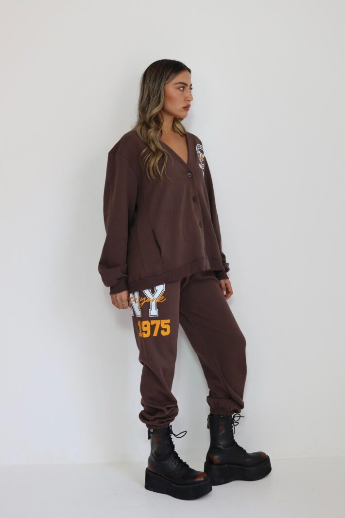 81712327 9823 4755 800f D3e7080c6915