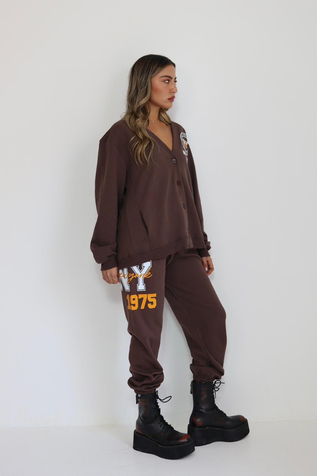 81712327 9823 4755 800f D3e7080c6915