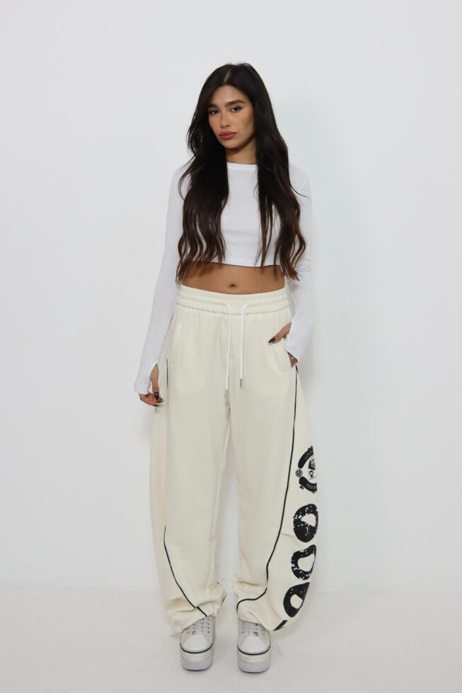 Caf886ed D82d 4ef1 93ae Dfd760416c4d