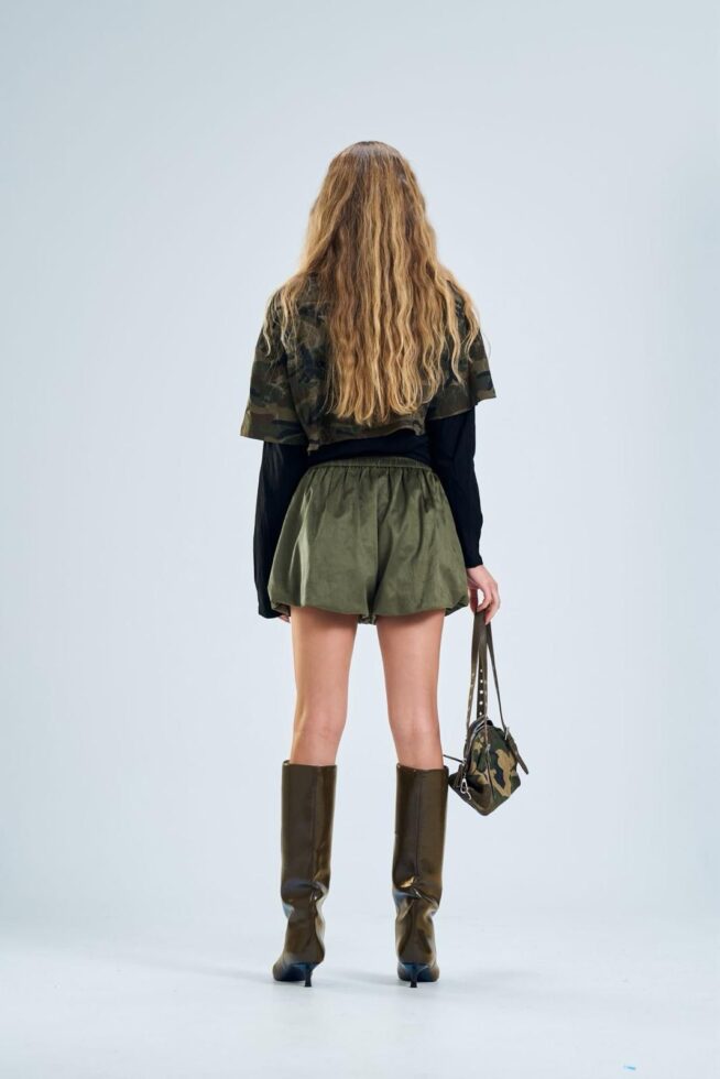 Fb1389e0 40df 407e B549 Fa3e7ef63393