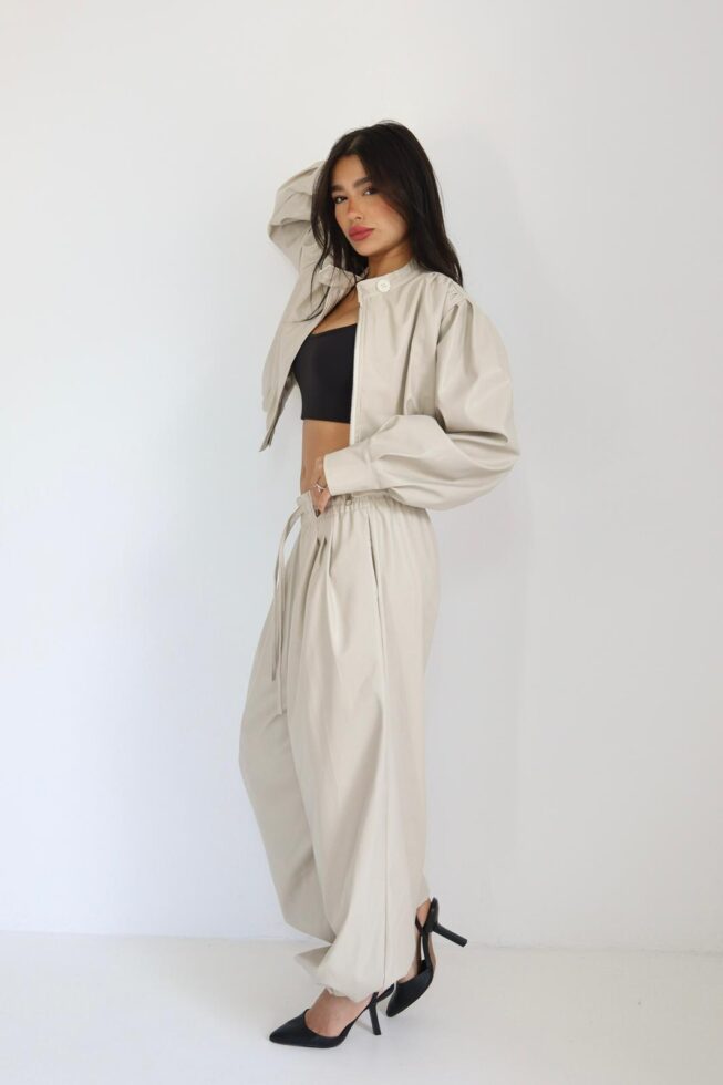 778ddebc 9233 4b00 9e0d 9c1a76be59bc